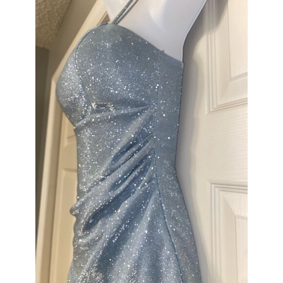 Sparkling Silver Glitter Mini Dress With Spaghetti Straps - Picture 5 of 9